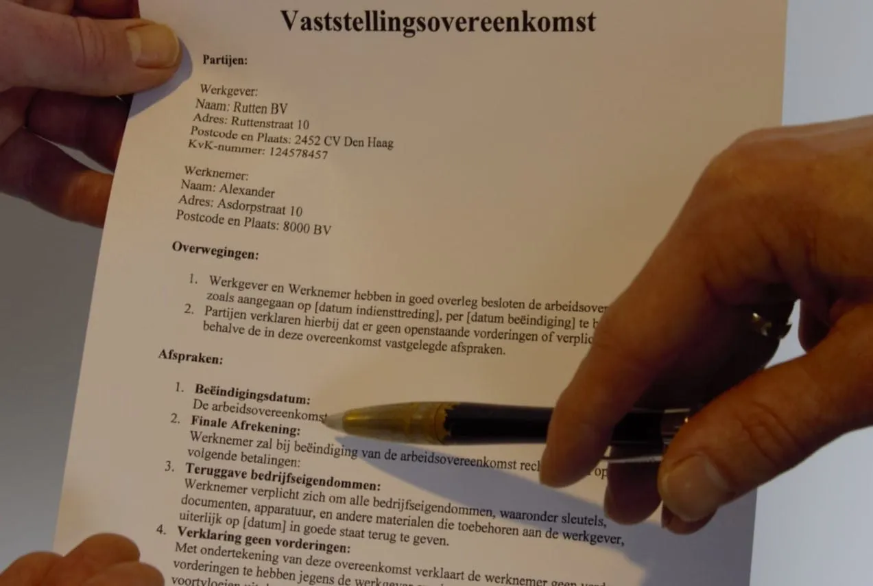 Arbeidsjurist wijst werknemer op rechten bij een vaststellingsovereenkomst.